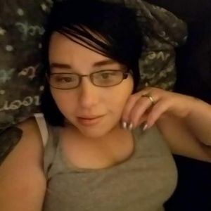 Meet your Posher, Lorie